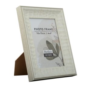 Stella 4x6 Inch White/Champagne